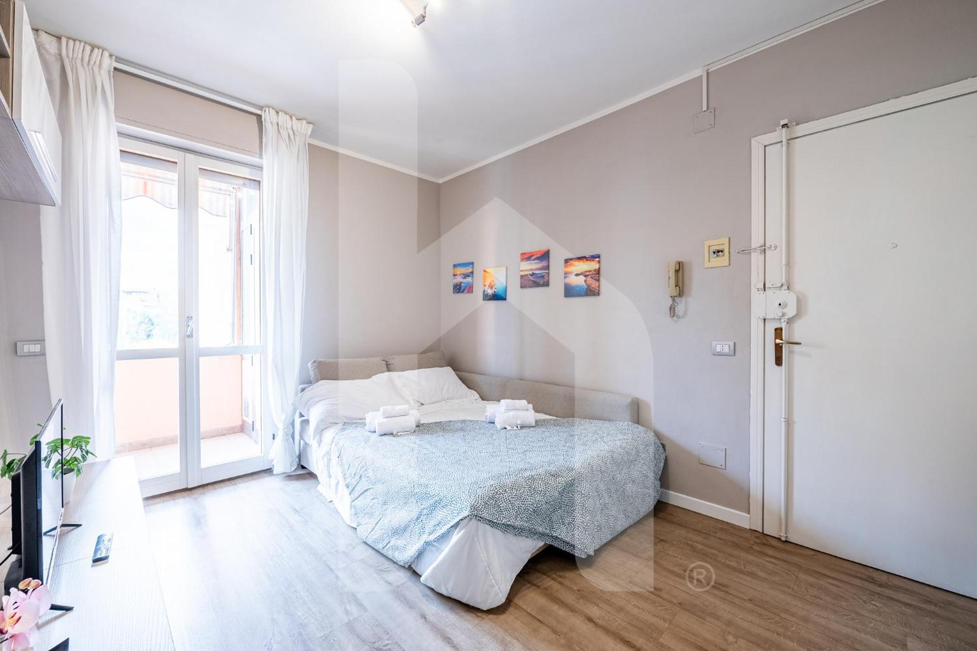 Appartement Homiday- Free Parking - Design Flat - Ospedale Cisanello